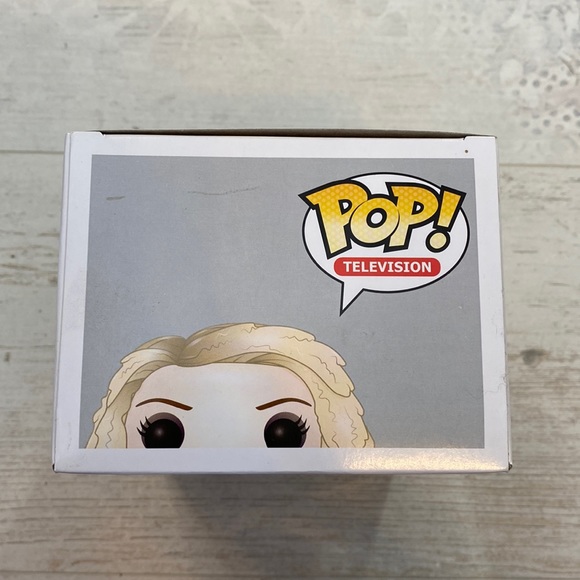 Funko Pop Hypodermic Sally #324 American Horror Story Hotel Figure - Picture 6 of 8